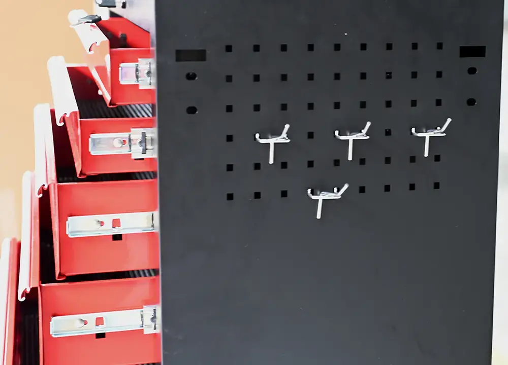 Five Key Parameters that are often Overlooked when choosing a tool cart