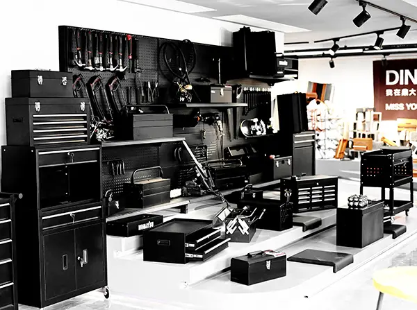 Tips For Storing And Placing Tool Carts